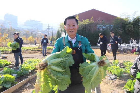 2025 겨울철 채소 수확체험 행사