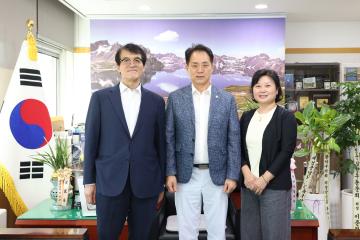 시민대학총동문회장 방문